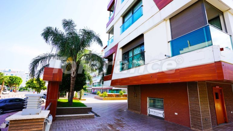 Квартира в Коньяалты, Анталия с бассейном: купить недвижимость в Турции - 98087