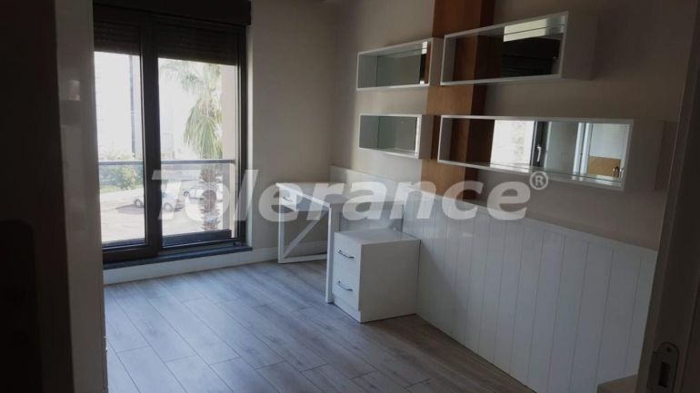 Квартира в Коньяалты, Анталия с бассейном: купить недвижимость в Турции - 98860