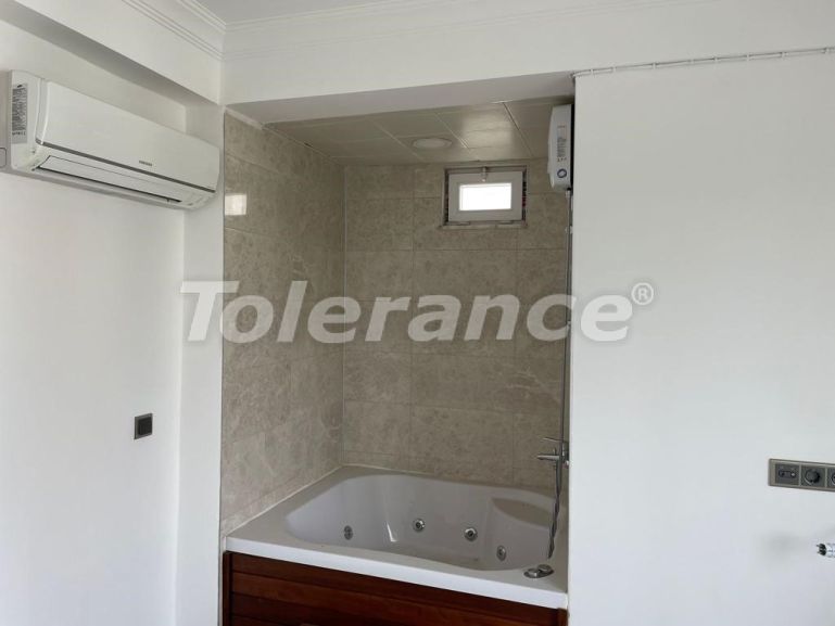 Квартира в Коньяалты, Анталия с бассейном: купить недвижимость в Турции - 99405