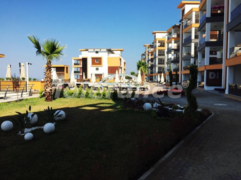 Квартира от застройщика в Кушадасы вид на море с бассейном: купить недвижимость в Турции - 98219