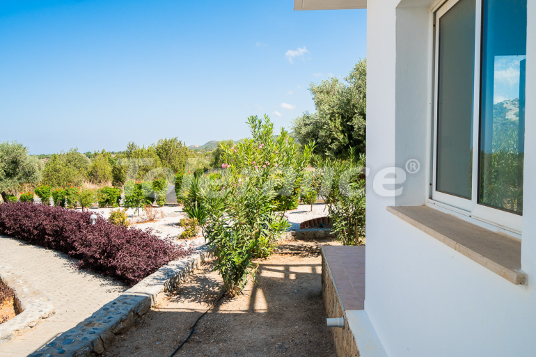 Квартира в Кирения, Северный Кипр вид на море с бассейном: купить недвижимость в Турции - 105699