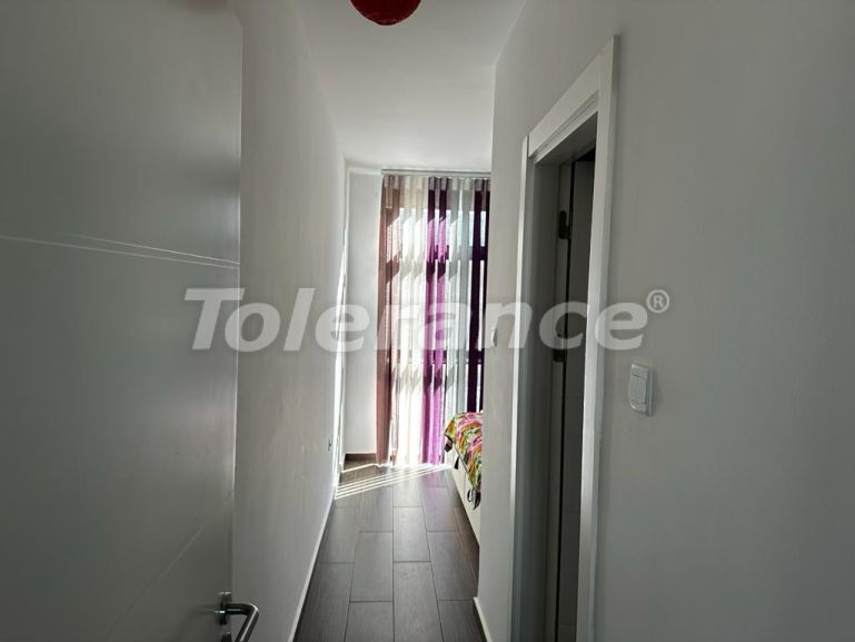 Квартира в Кирения, Северный Кипр с бассейном: купить недвижимость в Турции - 105743