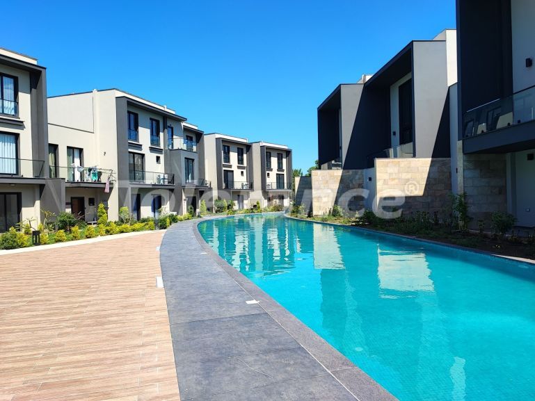 Квартира от застройщика в Кирения, Северный Кипр с бассейном в рассрочку: купить недвижимость в Турции - 105903