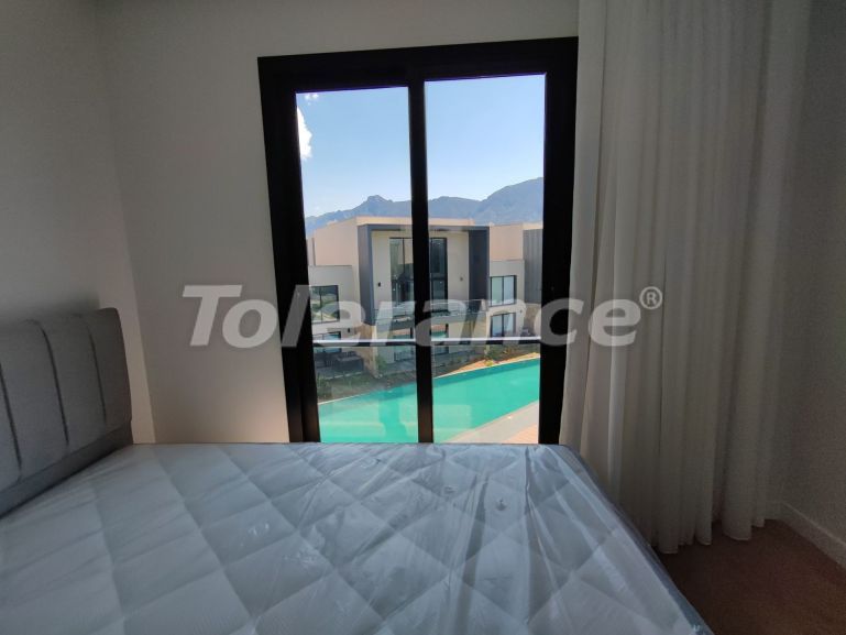 Квартира от застройщика в Кирения, Северный Кипр с бассейном в рассрочку: купить недвижимость в Турции - 105916