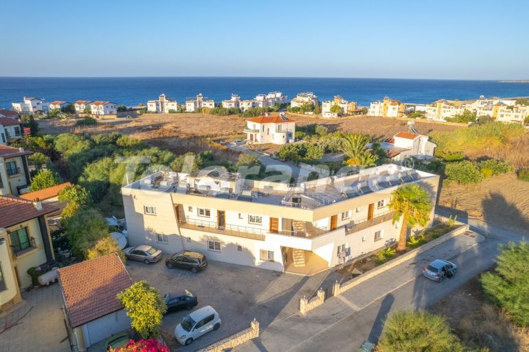 Квартира в Кирения, Северный Кипр: купить недвижимость в Турции - 105929