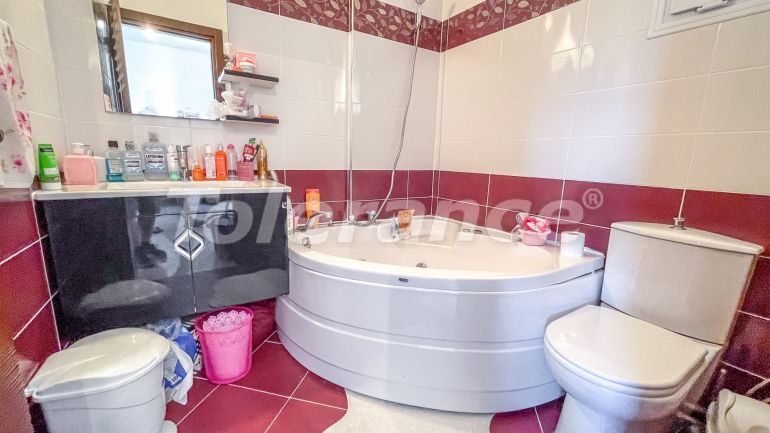 Квартира в Кирения, Северный Кипр: купить недвижимость в Турции - 105954