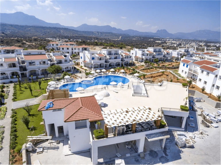 Квартира в Кирения, Северный Кипр вид на море с бассейном: купить недвижимость в Турции - 106075