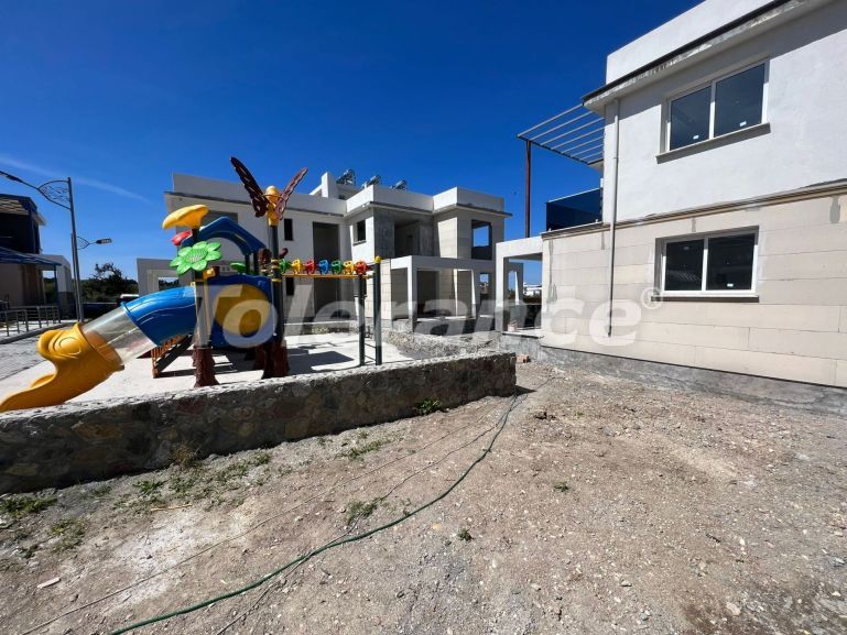 Квартира от застройщика в Кирения, Северный Кипр с бассейном: купить недвижимость в Турции - 106323