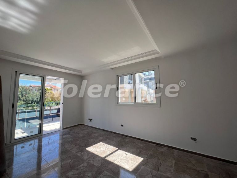 Квартира от застройщика в Кирения, Северный Кипр с бассейном: купить недвижимость в Турции - 106330