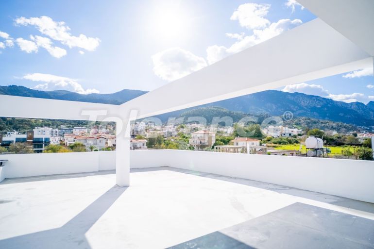 Квартира от застройщика в Кирения, Северный Кипр с бассейном: купить недвижимость в Турции - 106804