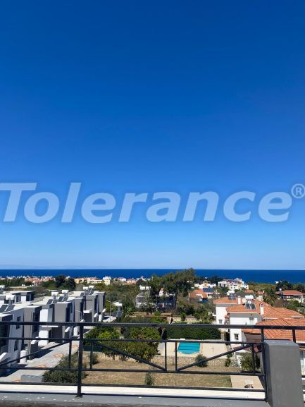 Квартира в Кирения, Северный Кипр вид на море с бассейном: купить недвижимость в Турции - 106959