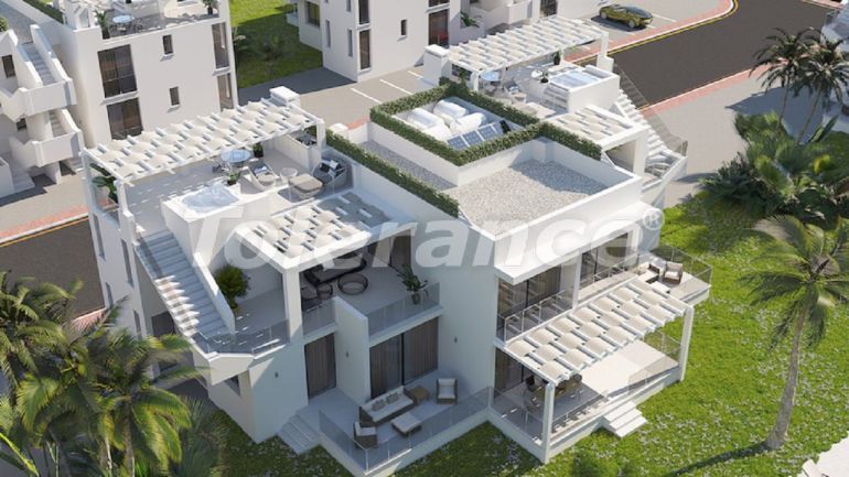 Квартира от застройщика в Кирения, Северный Кипр вид на море с бассейном в рассрочку: купить недвижимость в Турции - 107577