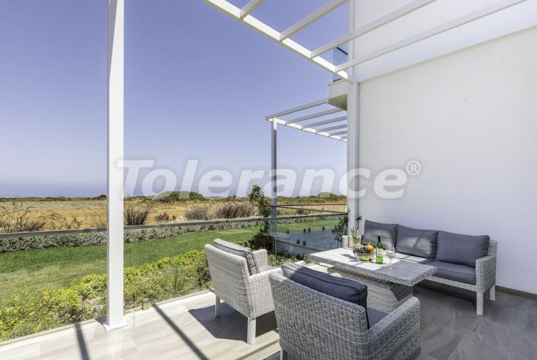 Квартира от застройщика в Кирения, Северный Кипр вид на море с бассейном в рассрочку: купить недвижимость в Турции - 108155