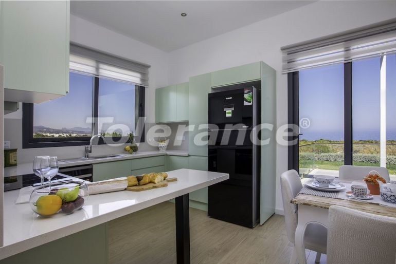 Квартира от застройщика в Кирения, Северный Кипр вид на море с бассейном в рассрочку: купить недвижимость в Турции - 108159