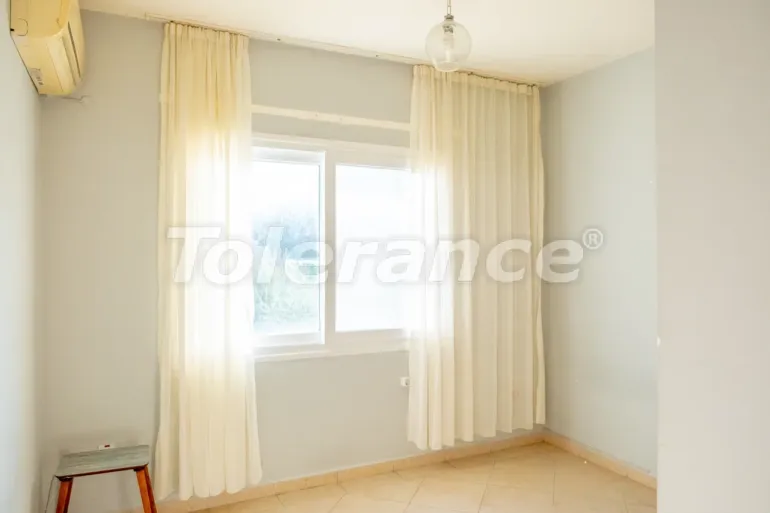 Квартира в Кирения, Северный Кипр с бассейном: купить недвижимость в Турции - 108199