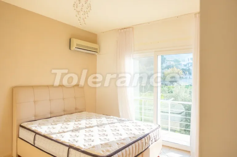 Квартира в Кирения, Северный Кипр с бассейном: купить недвижимость в Турции - 108201