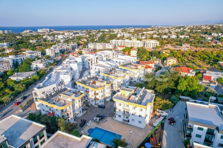 Квартира в Кирения, Северный Кипр с бассейном: купить недвижимость в Турции - 109076