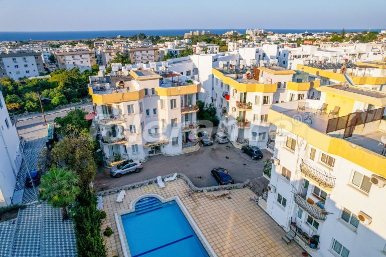 Квартира в Кирения, Северный Кипр с бассейном: купить недвижимость в Турции - 109079