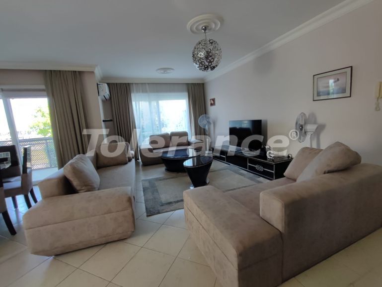 Квартира в Кирения, Северный Кипр: купить недвижимость в Турции - 110786