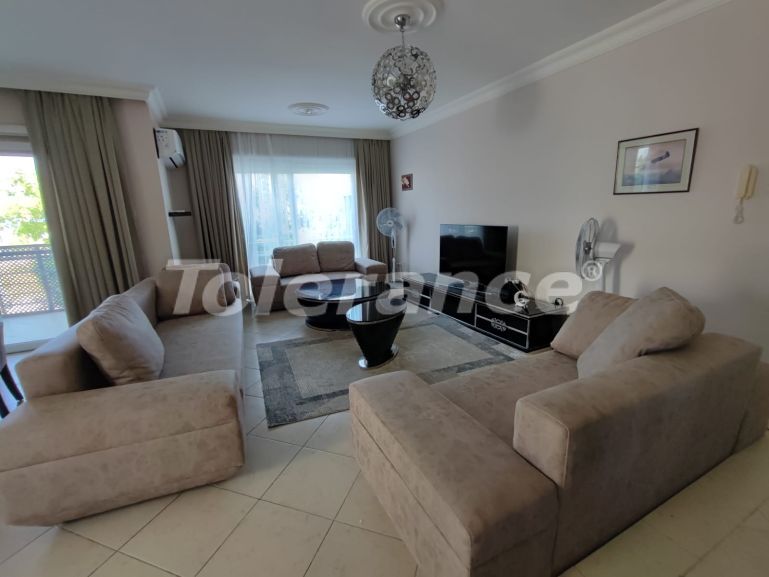 Квартира в Кирения, Северный Кипр: купить недвижимость в Турции - 110787