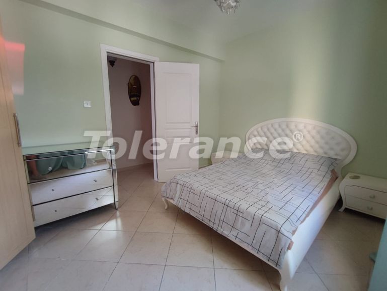 Квартира в Кирения, Северный Кипр: купить недвижимость в Турции - 110794