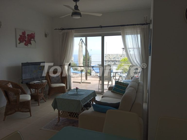 Квартира в Кирения, Северный Кипр вид на море с бассейном: купить недвижимость в Турции - 111751