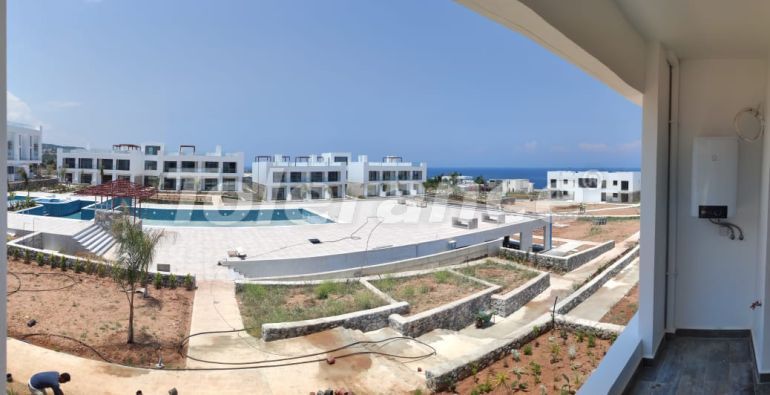 Квартира от застройщика в Кирения, Северный Кипр вид на море с бассейном: купить недвижимость в Турции - 111767