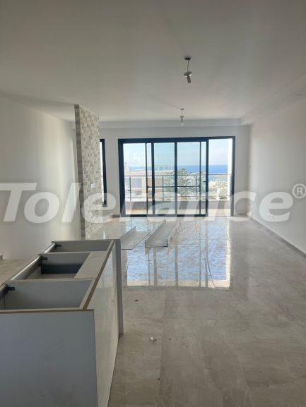 Квартира от застройщика в Кирения, Северный Кипр вид на море с бассейном: купить недвижимость в Турции - 112177