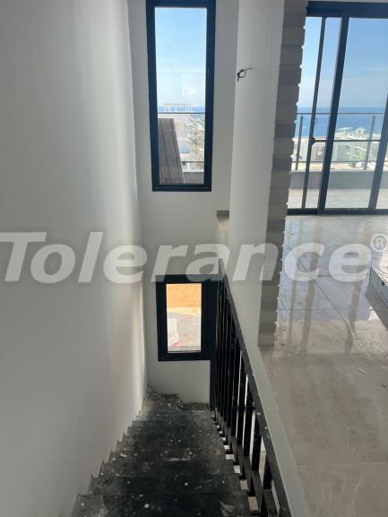 Квартира от застройщика в Кирения, Северный Кипр вид на море с бассейном: купить недвижимость в Турции - 112178