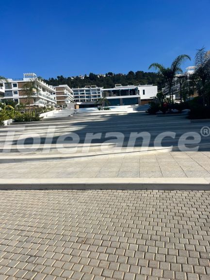 Квартира от застройщика в Кирения, Северный Кипр вид на море с бассейном: купить недвижимость в Турции - 112186