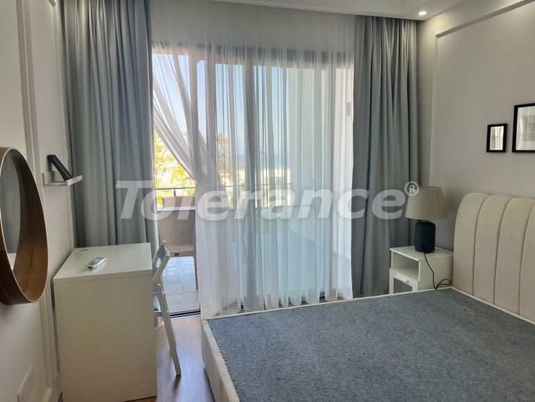 Квартира от застройщика в Кирения, Северный Кипр вид на море с бассейном: купить недвижимость в Турции - 113347