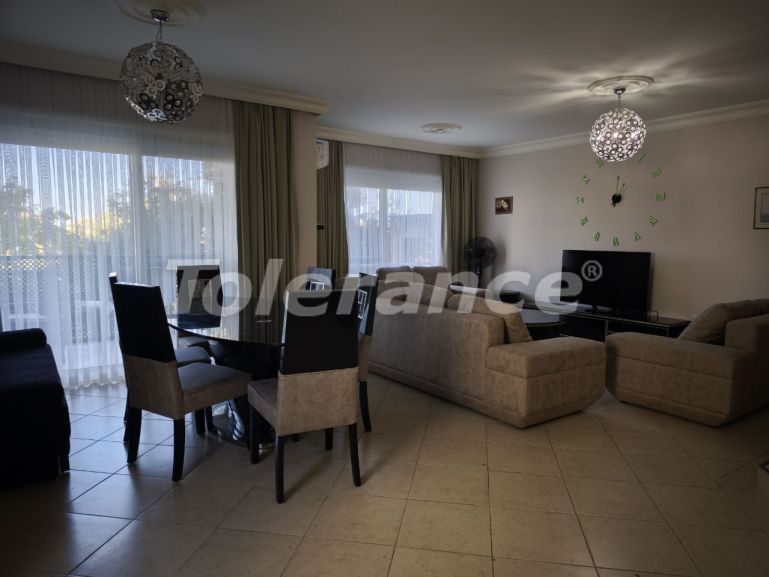 Квартира в Кирения, Северный Кипр: купить недвижимость в Турции - 114485