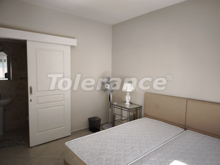 Квартира в Кирения, Северный Кипр: купить недвижимость в Турции - 114493