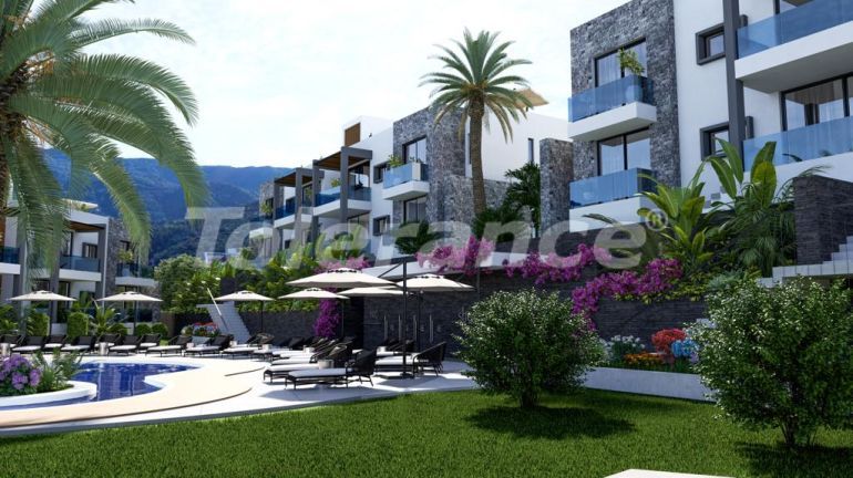 Квартира от застройщика в Кирения, Северный Кипр с бассейном в рассрочку: купить недвижимость в Турции - 124378