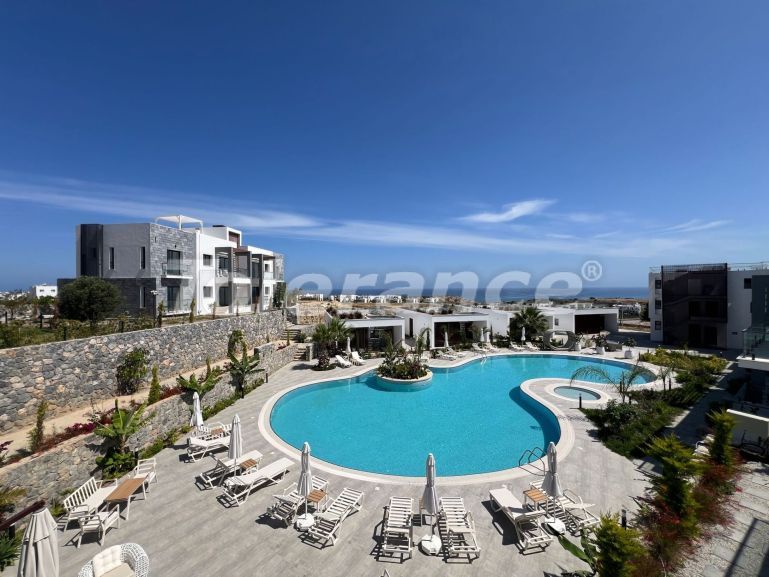 Квартира от застройщика в Кирения, Северный Кипр с бассейном в рассрочку: купить недвижимость в Турции - 124525