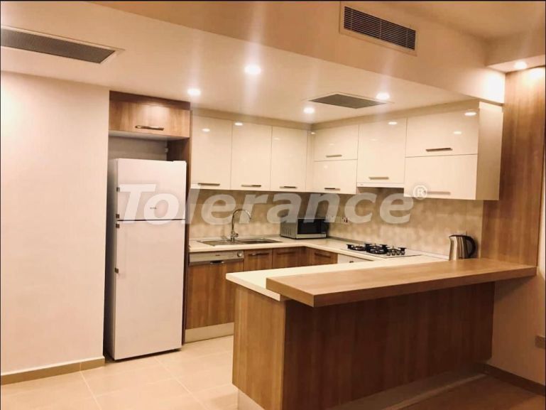 Квартира в Кирения, Северный Кипр с бассейном: купить недвижимость в Турции - 127584