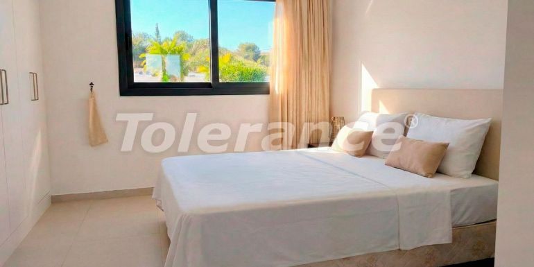 Квартира в Кирения, Северный Кипр вид на море с бассейном: купить недвижимость в Турции - 137133