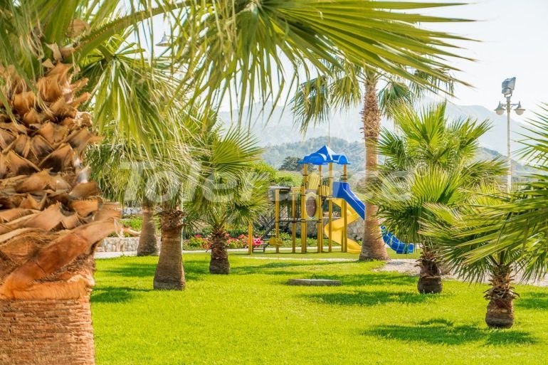 Квартира в Кирения, Северный Кипр вид на море с бассейном: купить недвижимость в Турции - 137144