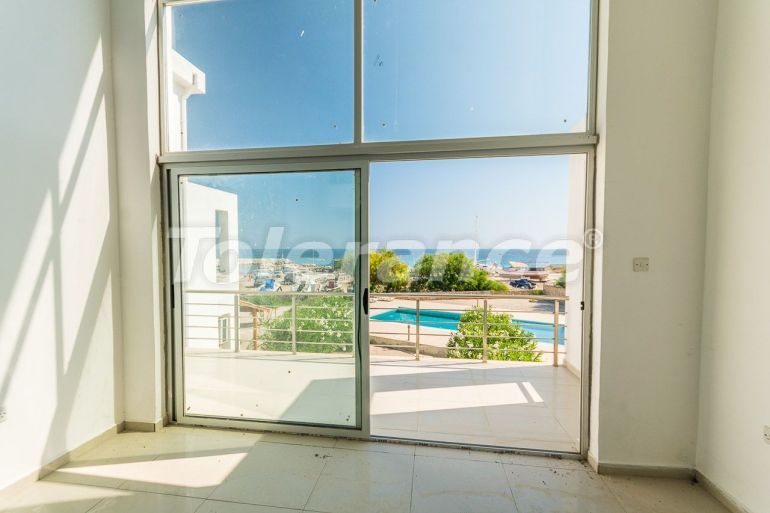 Квартира в Кирения, Северный Кипр вид на море с бассейном в рассрочку: купить недвижимость в Турции - 71108