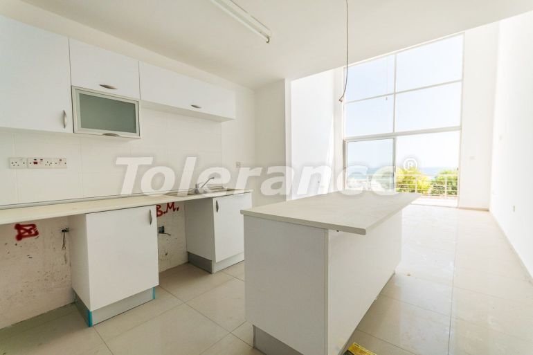 Квартира в Кирения, Северный Кипр вид на море с бассейном в рассрочку: купить недвижимость в Турции - 71109