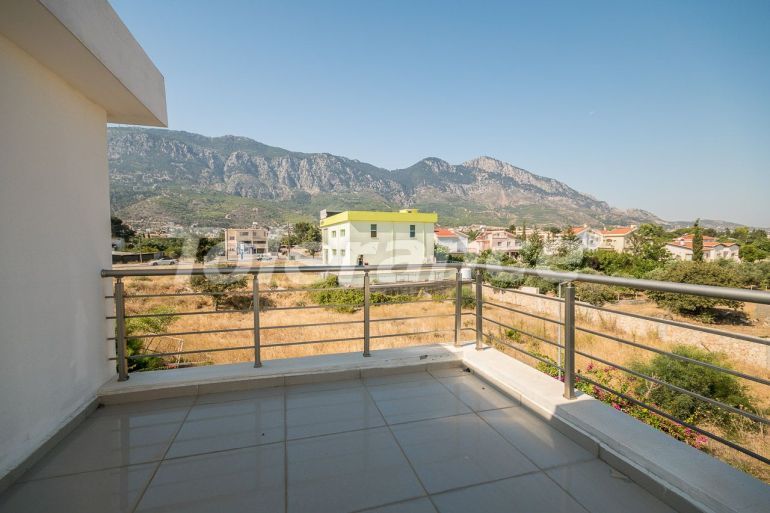 Квартира в Кирения, Северный Кипр вид на море с бассейном в рассрочку: купить недвижимость в Турции - 71122