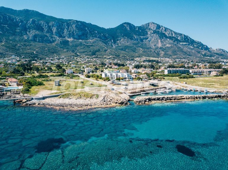 Квартира в Кирения, Северный Кипр вид на море с бассейном в рассрочку: купить недвижимость в Турции - 71139