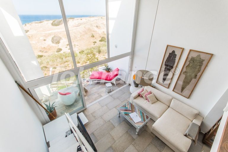 Квартира в Кирения, Северный Кипр вид на море с бассейном: купить недвижимость в Турции - 71288