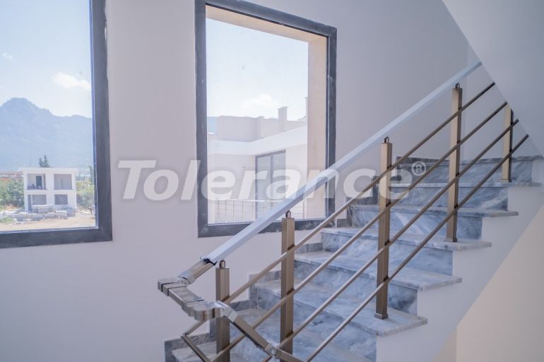 Квартира от застройщика в Кирения, Северный Кипр вид на море с бассейном: купить недвижимость в Турции - 72435