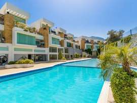 Квартира в Кирения, Северный Кипр с бассейном: купить недвижимость в Турции - 73046