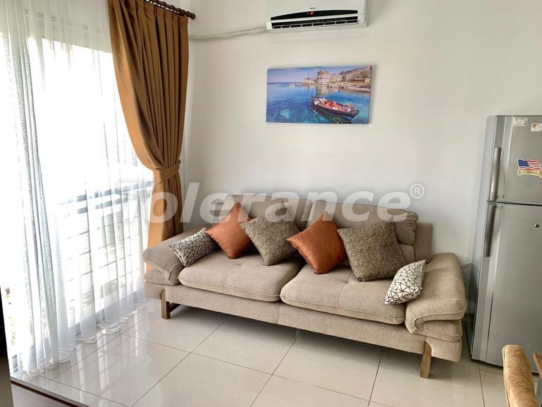 Квартира в Кирения, Северный Кипр: купить недвижимость в Турции - 73096