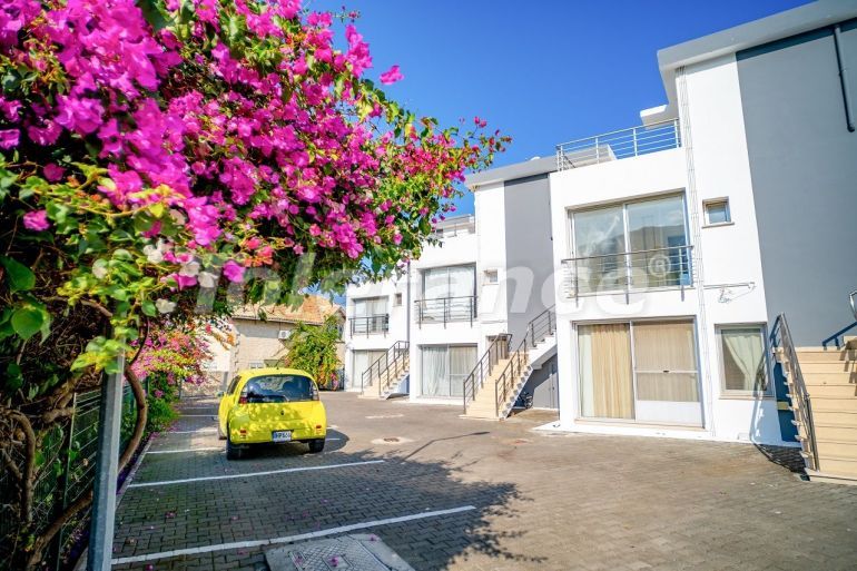 Квартира в Кирения, Северный Кипр вид на море с бассейном: купить недвижимость в Турции - 73277