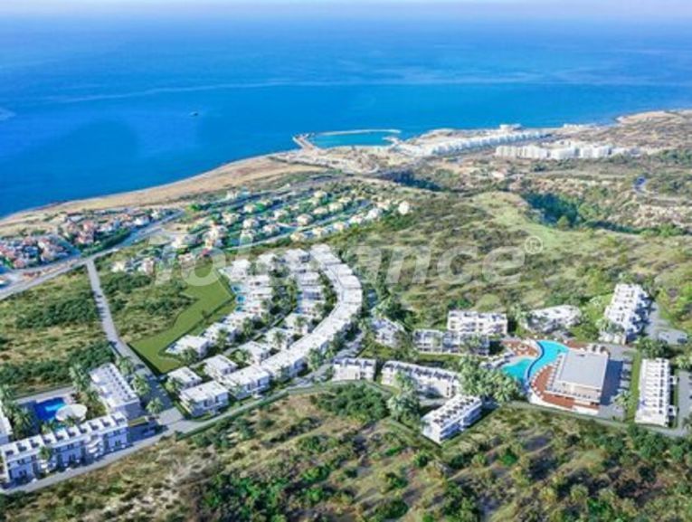 Квартира от застройщика в Кирения, Северный Кипр вид на море с бассейном в рассрочку: купить недвижимость в Турции - 73567