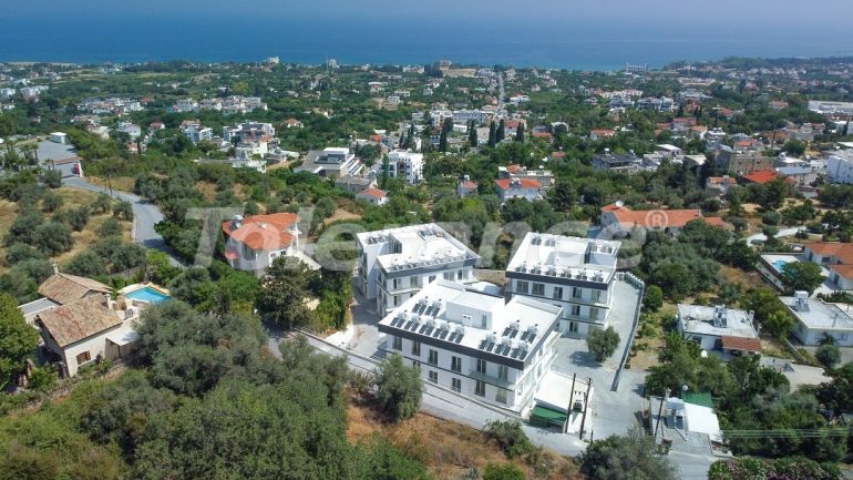 Квартира от застройщика в Кирения, Северный Кипр вид на море с бассейном: купить недвижимость в Турции - 74345