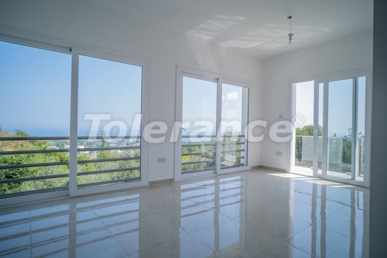 Квартира от застройщика в Кирения, Северный Кипр вид на море с бассейном: купить недвижимость в Турции - 74354